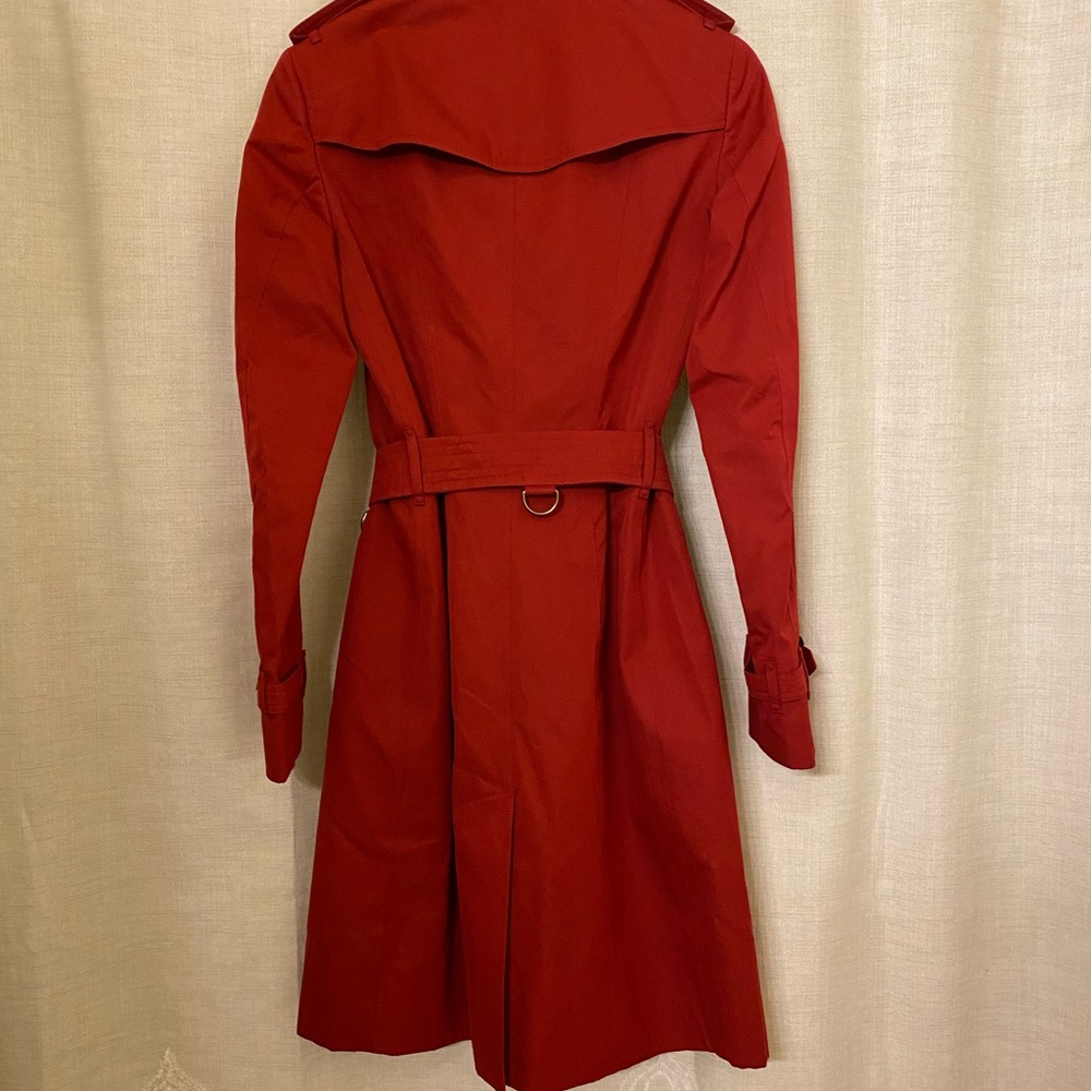 Burberry Heritage Sandringham Trench Coat, Parade Red, Long - Picture 6 of 13